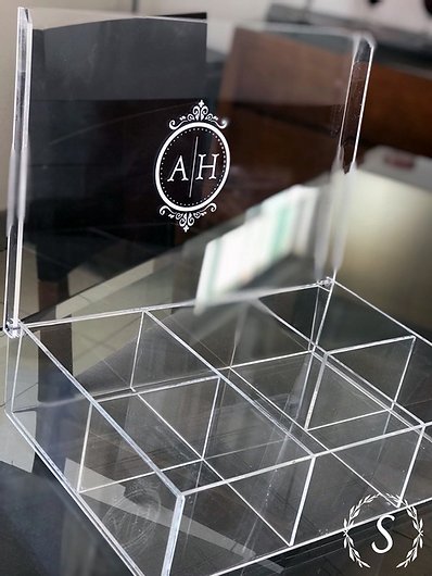 Caixa Acrílico para Lavabo Personalizado a Laser