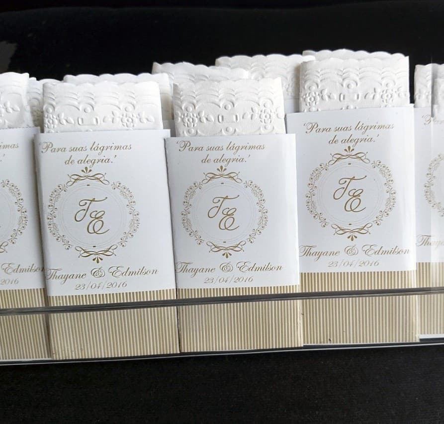 Lenços Lágrimas de Alegria com TAG